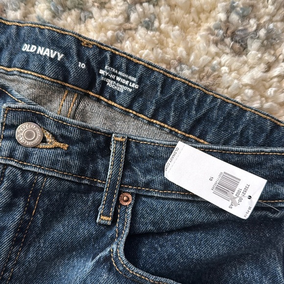 NWT Old Navy Blue High Rise Jeans - Picture 3 of 3